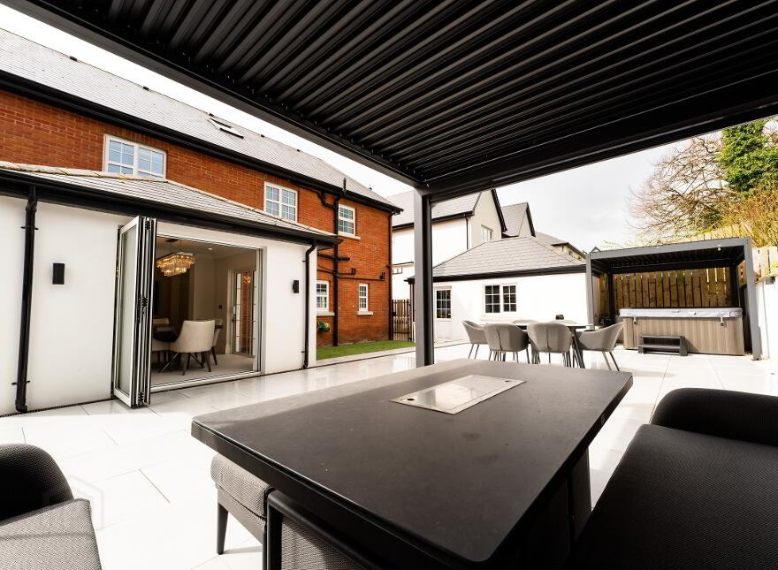 2 Willow Tree Lane, Derry, BT48 8TJ