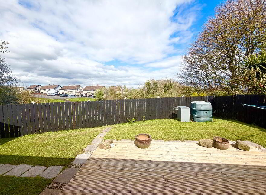 31 Briar Hill, Greysteel, Derry, BT47 3DE