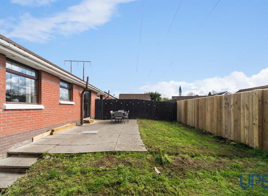 21 Corrina Avenue, Upper Dunmurry Lane, Dunmurry, Belfast, BT17 0HR