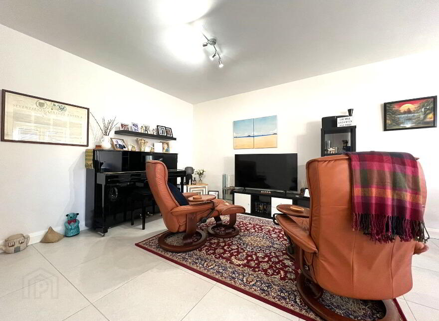 18 Highgrove Mews, Carrickfergus, BT38 9UD