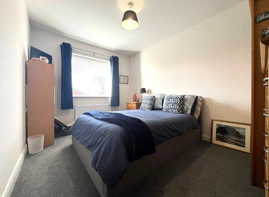 18 Highgrove Mews, Carrickfergus, BT38 9UD