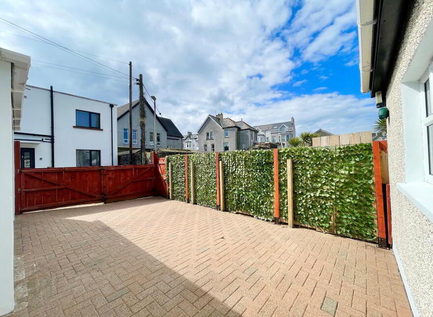 19A Victoria Street, Portrush, BT56 8DL