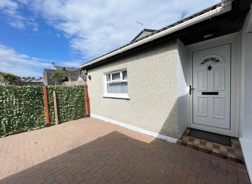 19A Victoria Street, Portrush, BT56 8DL