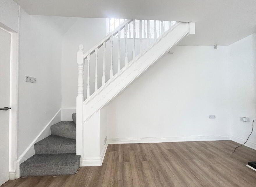 19A Victoria Street, Portrush, BT56 8DL