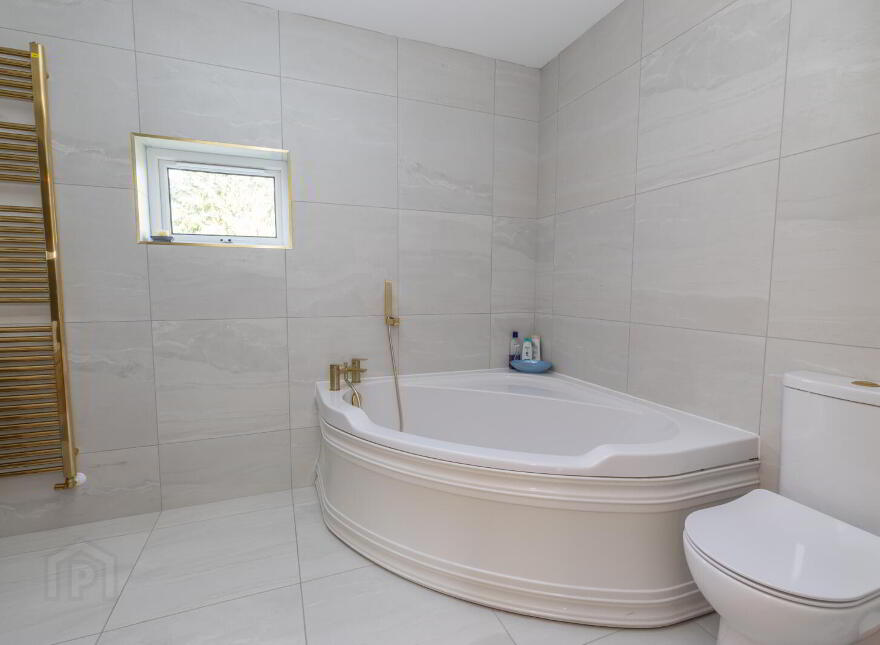 7 Rathfriland Road, Hilltown, Newry, BT34 5TA