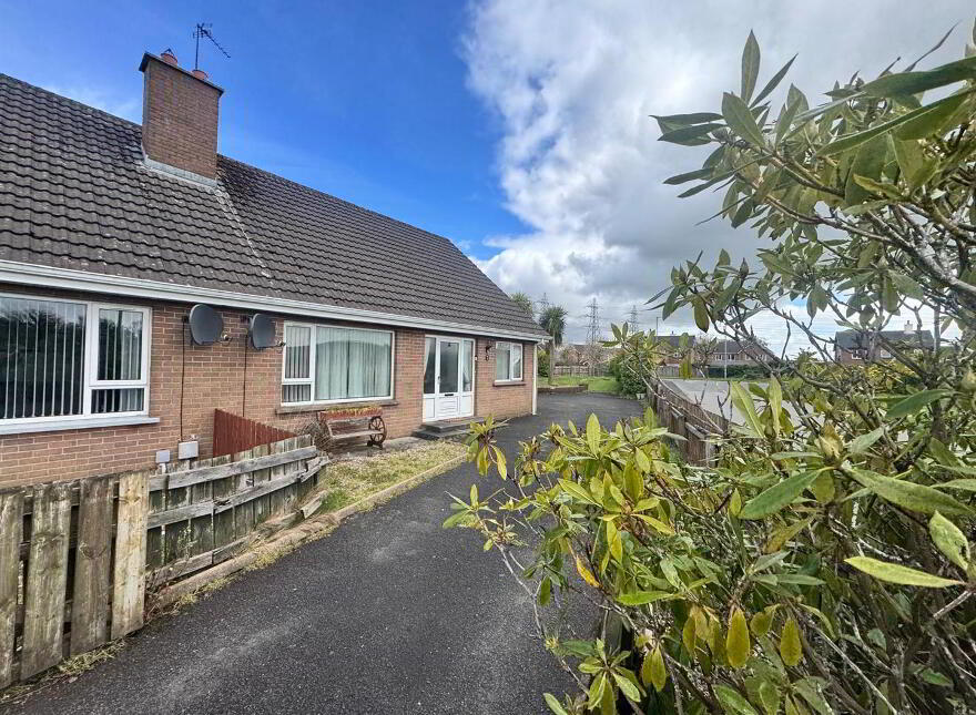 14 Otter Park, Strathfoyle, L'Derry, BT47 6YU