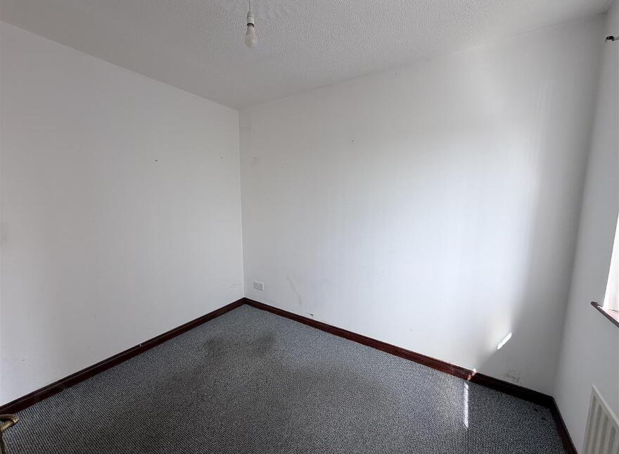 14 Otter Park, Strathfoyle, L'Derry, BT47 6YU