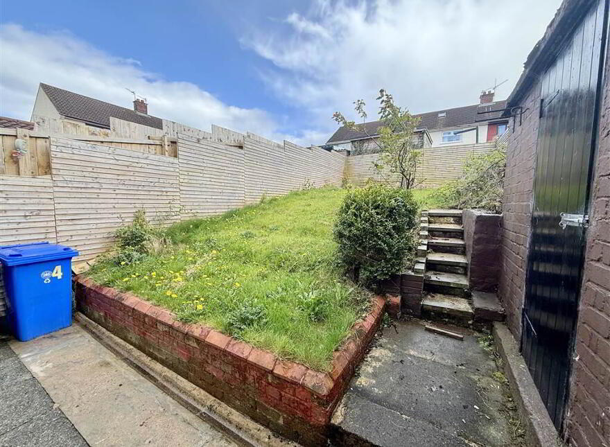 4 Tullyard Way, Castlereagh, Belfast, BT6 9NU