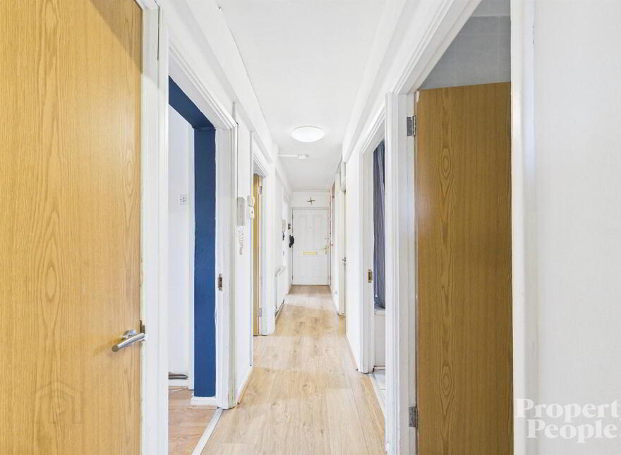 APT 4, Kansas Avenue, Belfast, BT15 5AY