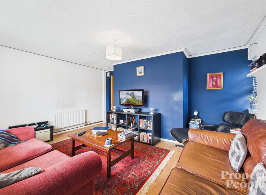 APT 4, Kansas Avenue, Belfast, BT15 5AY
