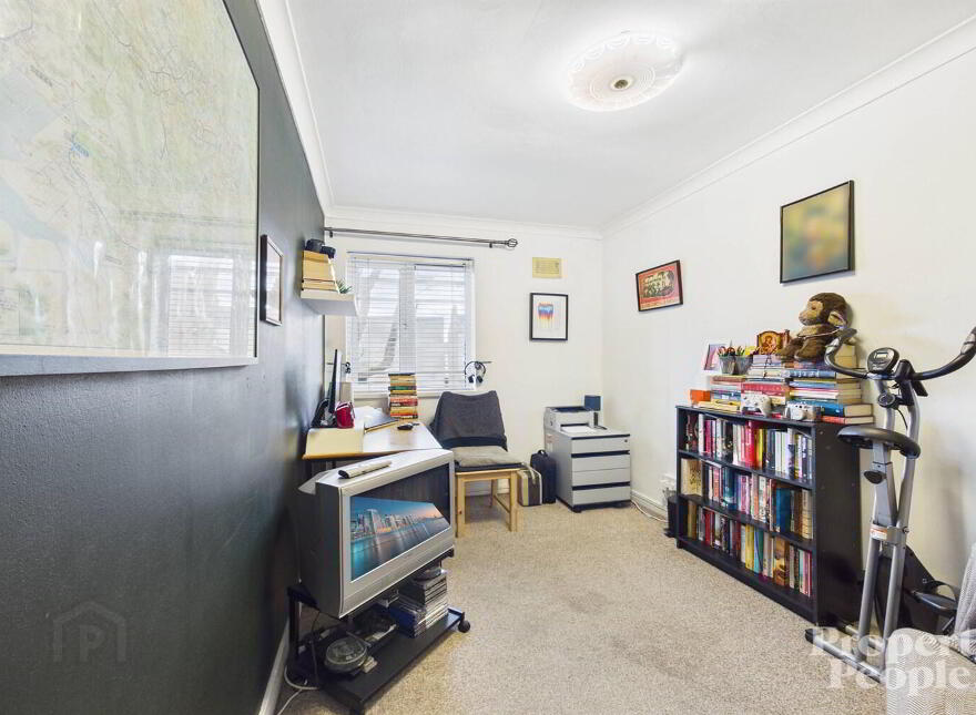 APT 4, Kansas Avenue, Belfast, BT15 5AY