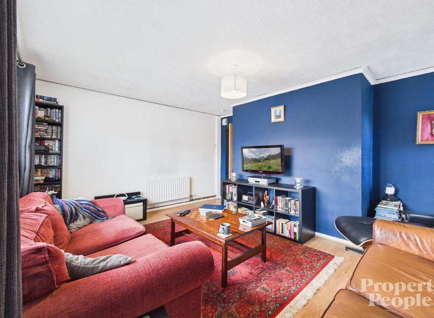 APT 4, Kansas Avenue, Belfast, BT15 5AY