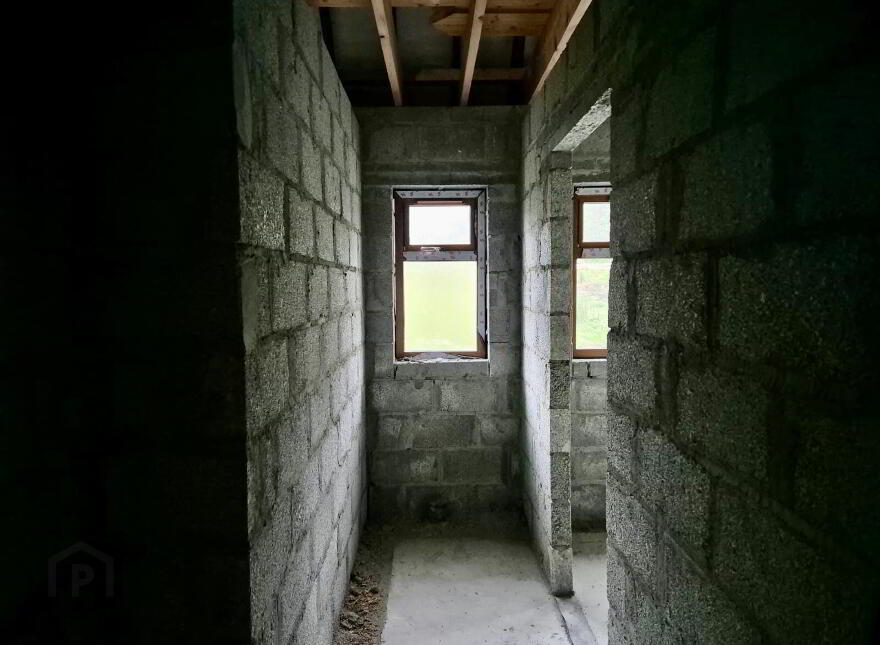 Glencarney, Rockchapel, P51Y9W2