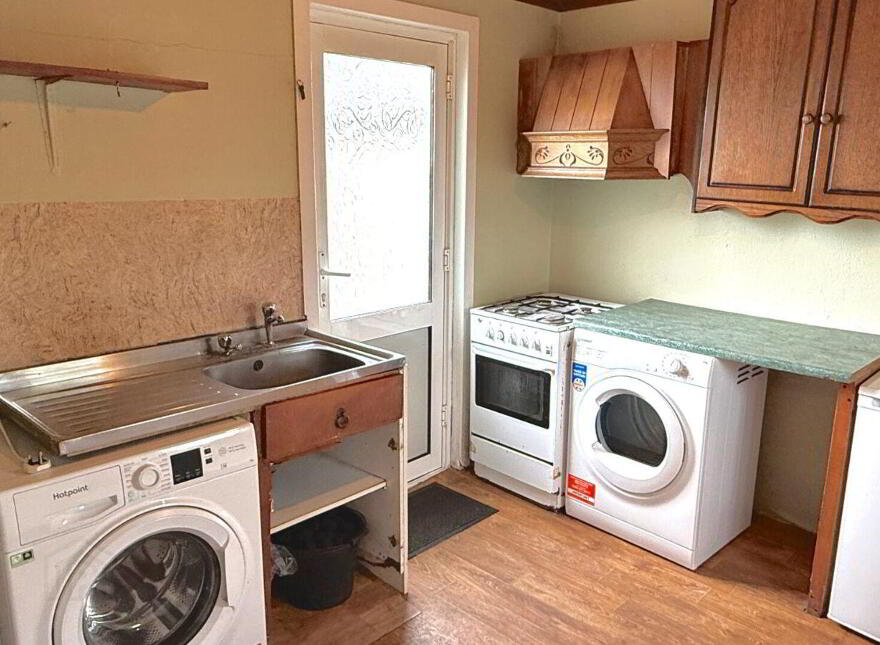 Moanleana, Newcastle West, V42NC44