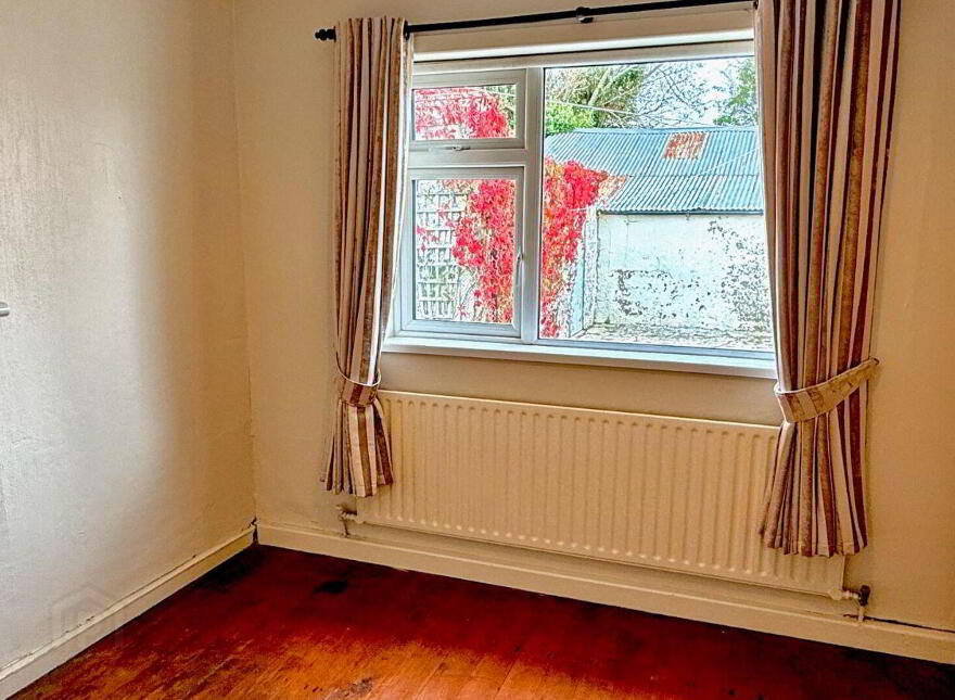 Moanleana, Newcastle West, V42NC44