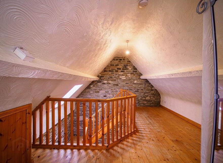 Gortdromagouna, Moyvane, V31YV00