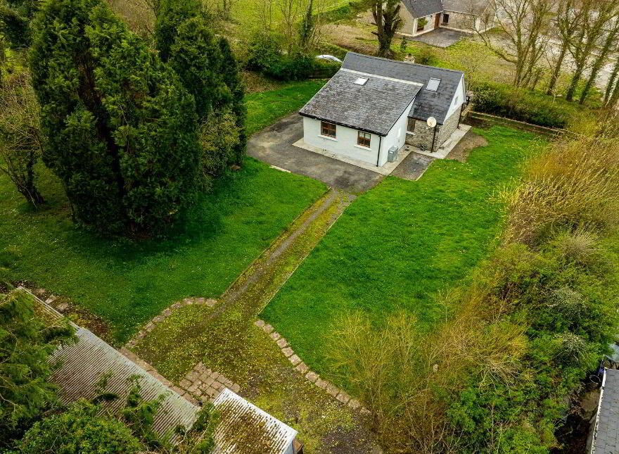 Gortdromagouna, Moyvane, V31YV00