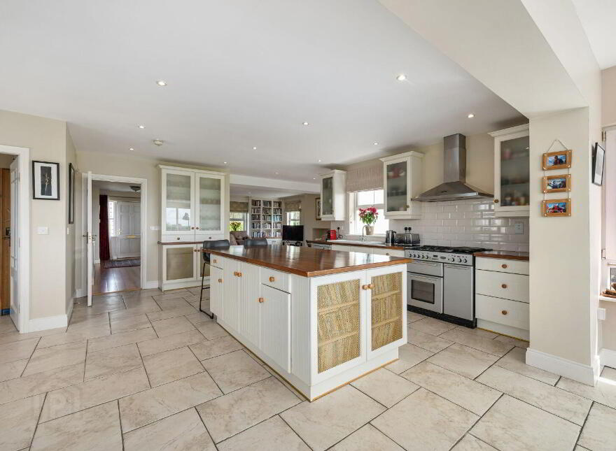 The Saltings, Granreigh, Kilbrittain, P72HX74