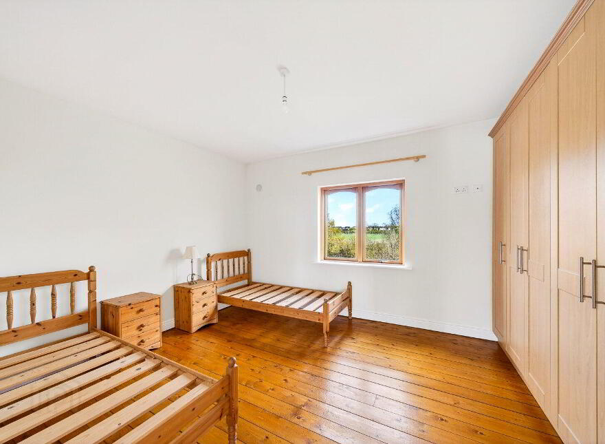 5 Tarmon Harbour, Whitehall, N39TY20