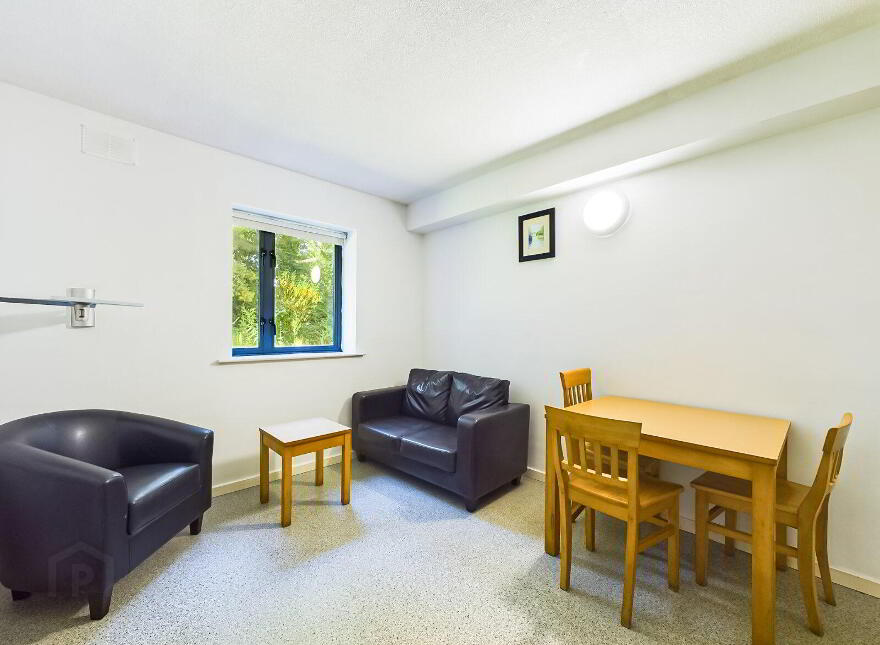 Apt, 11 Block 3 Riverwalk, Inner Ring Road, Waterford City Centre, X91DH51