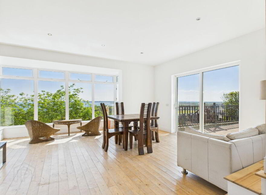 67 Knockaverry Estate, Youghal, P36AV81
