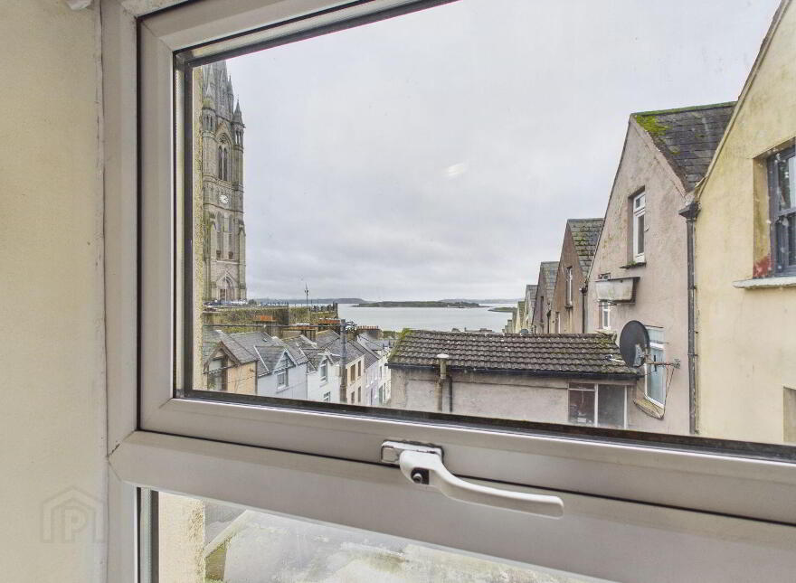 13 West View, Cobh, P24HX66
