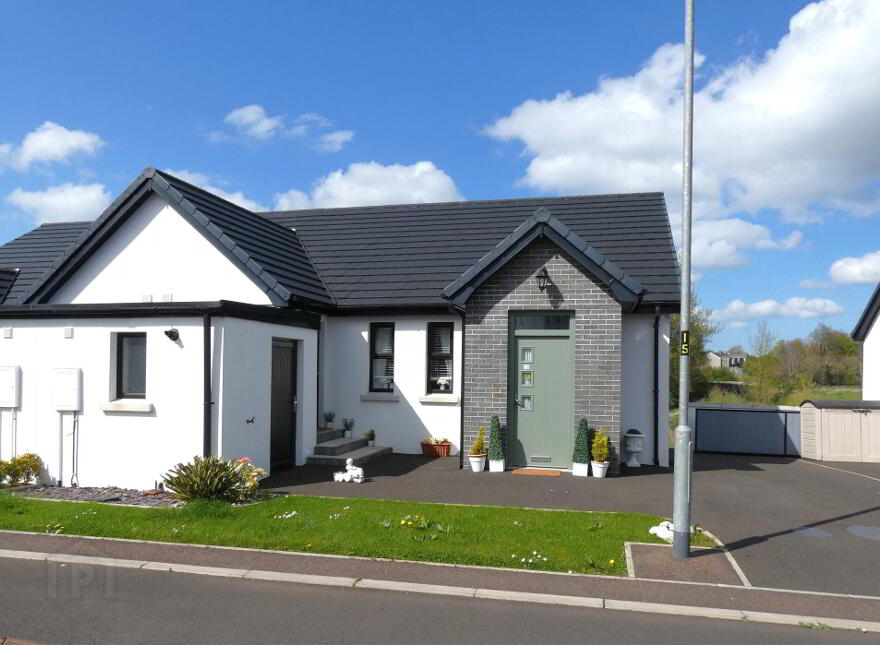 13 Millbrooke Avenue, Ballymoney, BT53 7FL