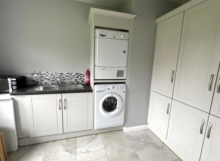 1 Corrib View, Cornamona, F12T684