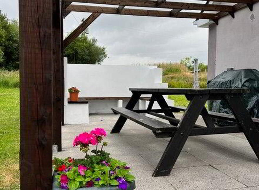 1 Corrib View, Cornamona, F12T684