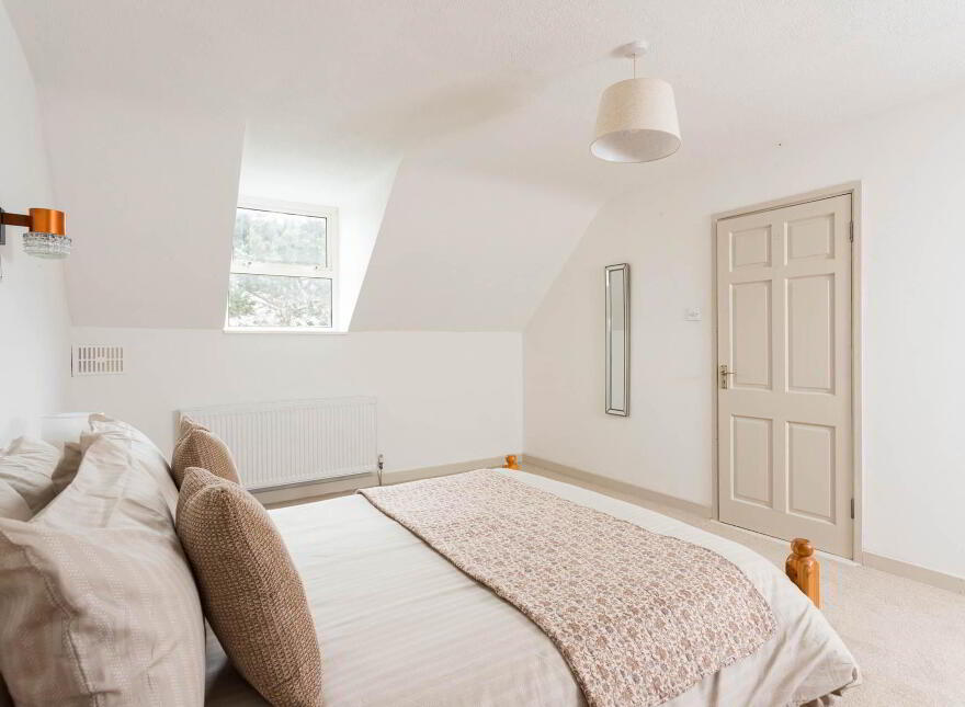 Toad Hall, Colla, Schull, P81X821