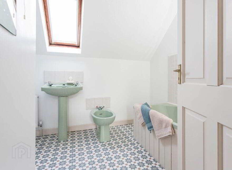 Toad Hall, Colla, Schull, P81X821