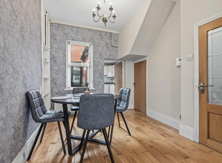 39 Glenbrook Avenue, Belfast, BT5 5JP