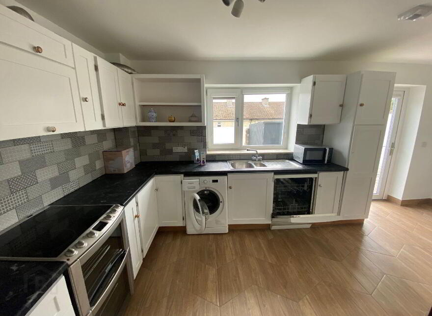 73 Wilderness Grove, Clonmel, E91CC78