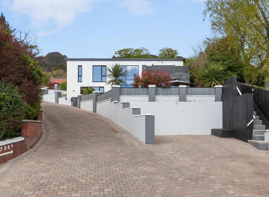 738D Antrim Road, Newtownabbey, BT36 7PQ