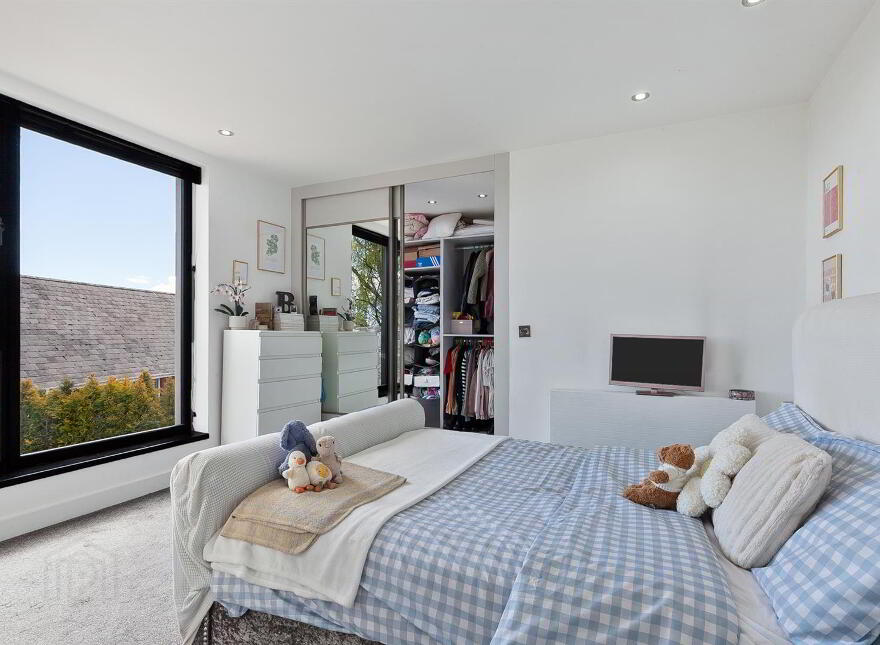 738D Antrim Road, Newtownabbey, BT36 7PQ