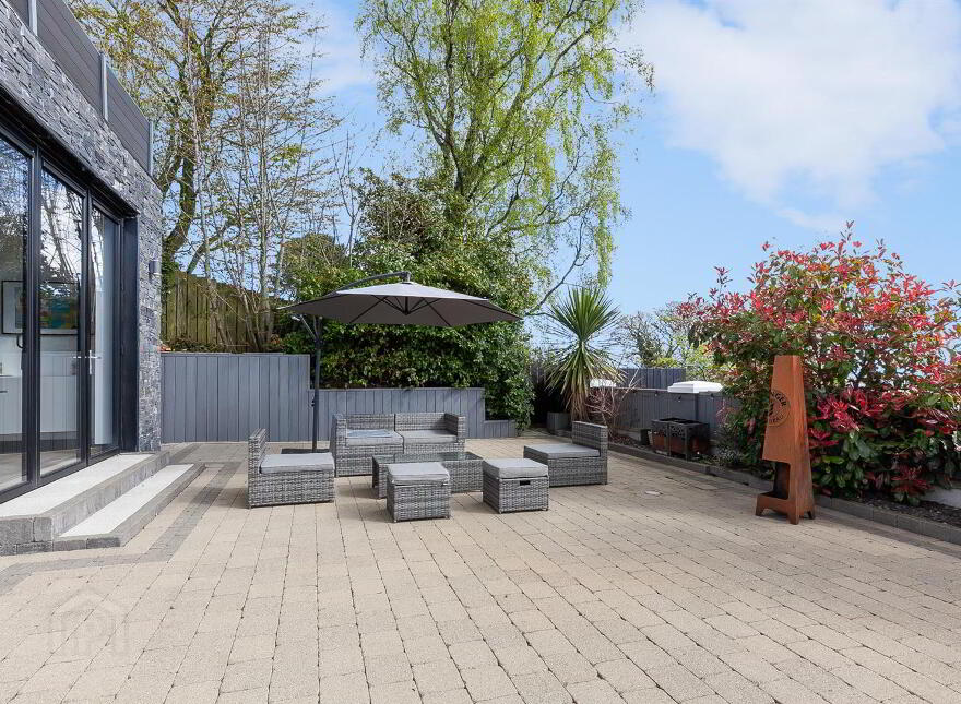 738D Antrim Road, Newtownabbey, BT36 7PQ