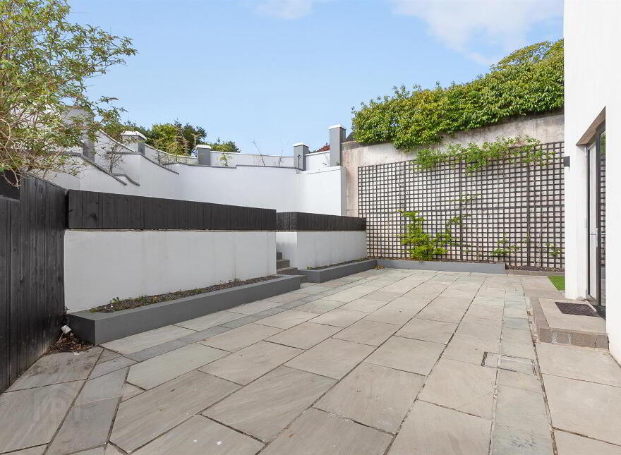 738D Antrim Road, Newtownabbey, BT36 7PQ