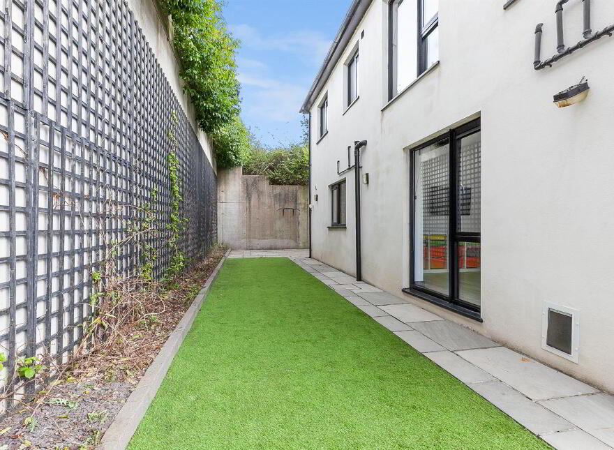 738D Antrim Road, Newtownabbey, BT36 7PQ