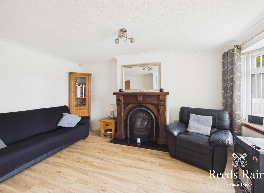 98 Downshire Road, Carrickfergus, BT38 7LD