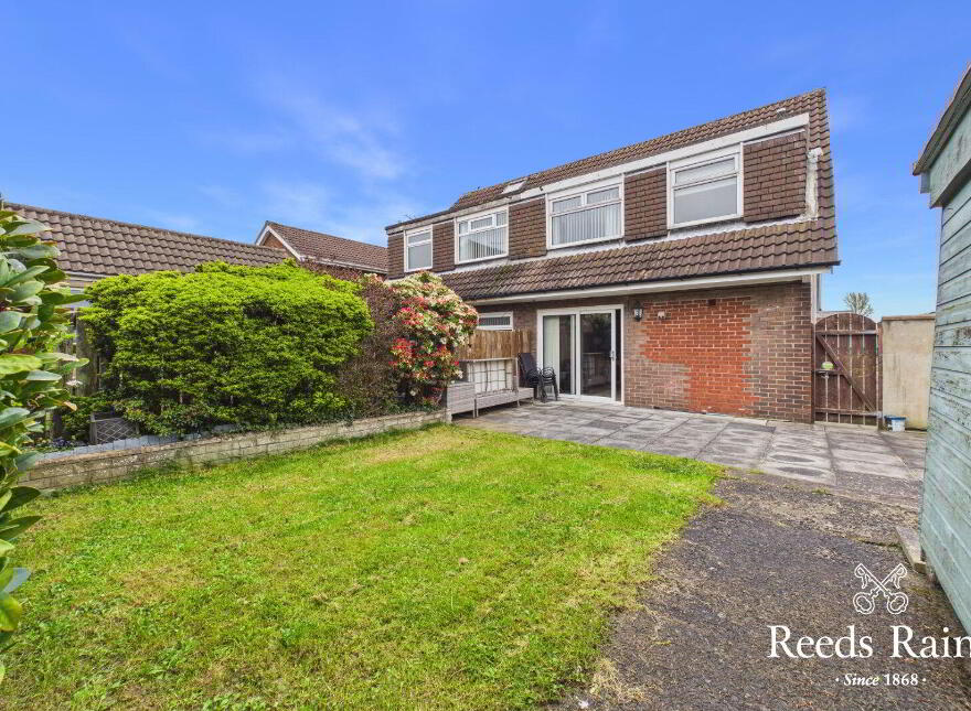 98 Downshire Road, Carrickfergus, BT38 7LD