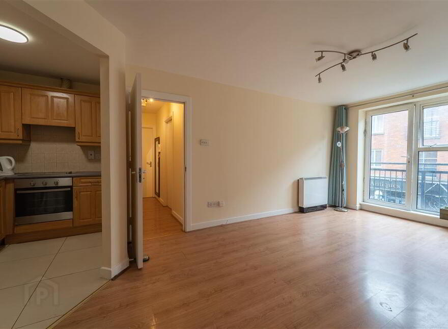 4 Earlsfield Court, 79-87 Francis Street, South City Centre, Dublin, D08WP98