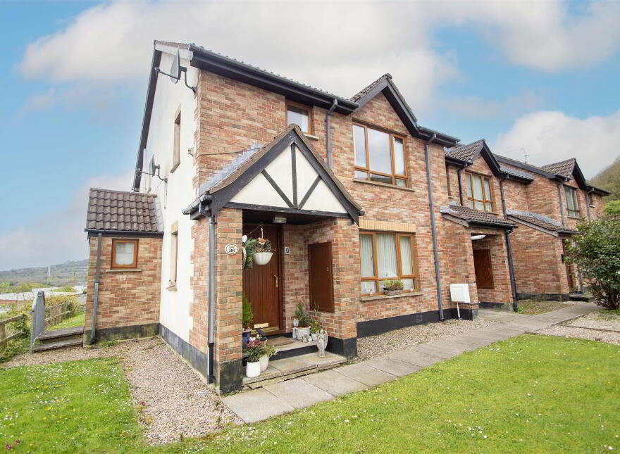 34 Meadowhill Grange, Glen Road, Belfast, BT11 8QS