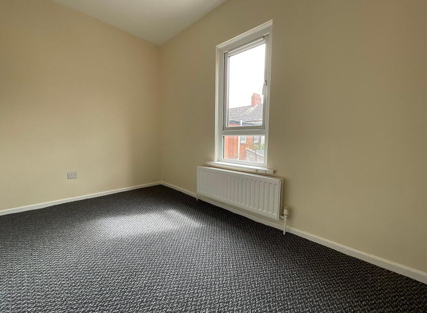37 Dewey Street, Belfast, BT13 3GT