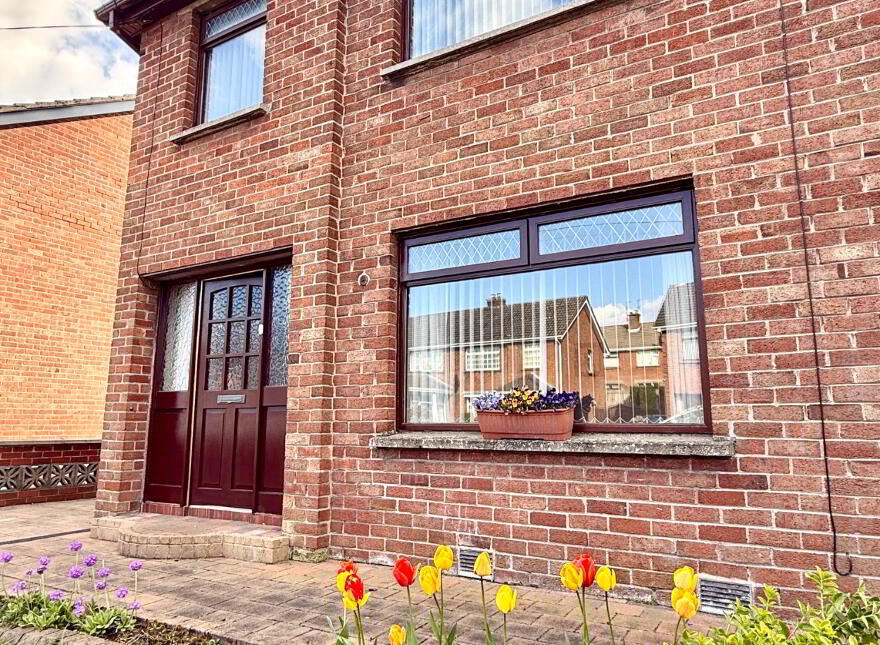 15 St John Park, Buncrana Road, Derry, BT48 8AL