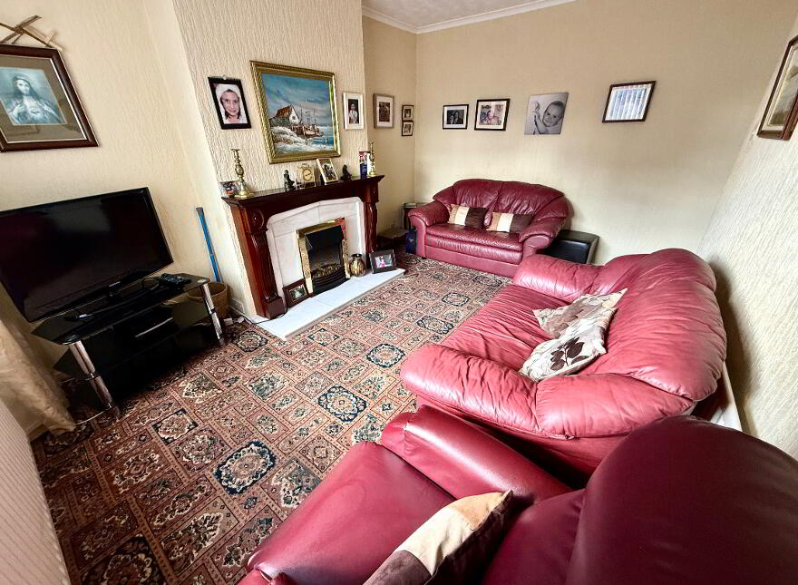 15 St John Park, Buncrana Road, Derry, BT48 8AL