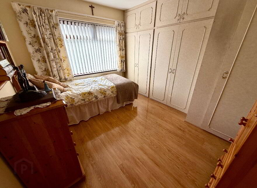 15 St John Park, Buncrana Road, Derry, BT48 8AL