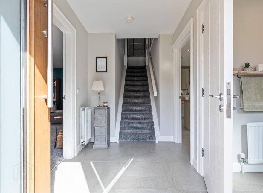 11 Royal Ascot Mews, Carryduff, Belfast, BT8 8SD