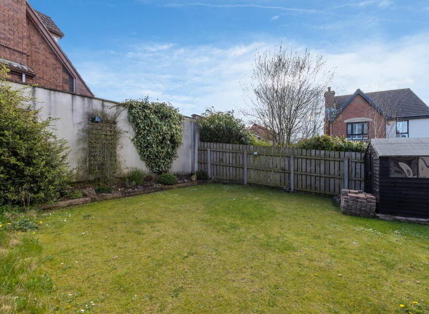 11 Royal Ascot Mews, Carryduff, Belfast, BT8 8SD