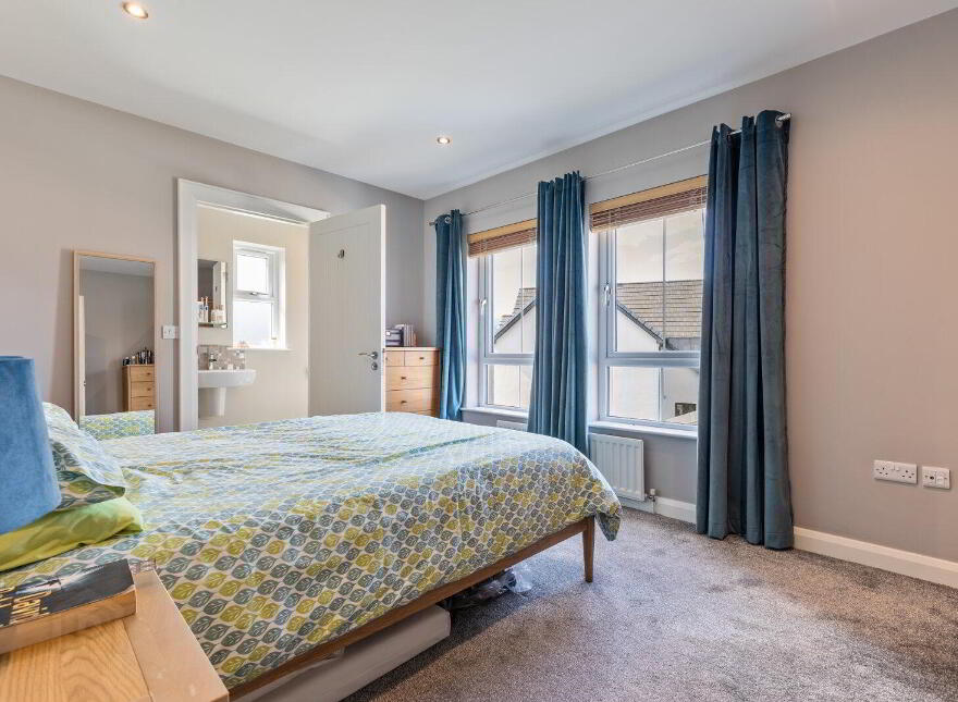 11 Royal Ascot Mews, Carryduff, Belfast, BT8 8SD