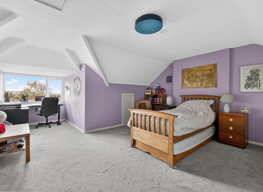 17 Cloverhill Park, Off Massey Avenue, Belfast, BT4 2JW
